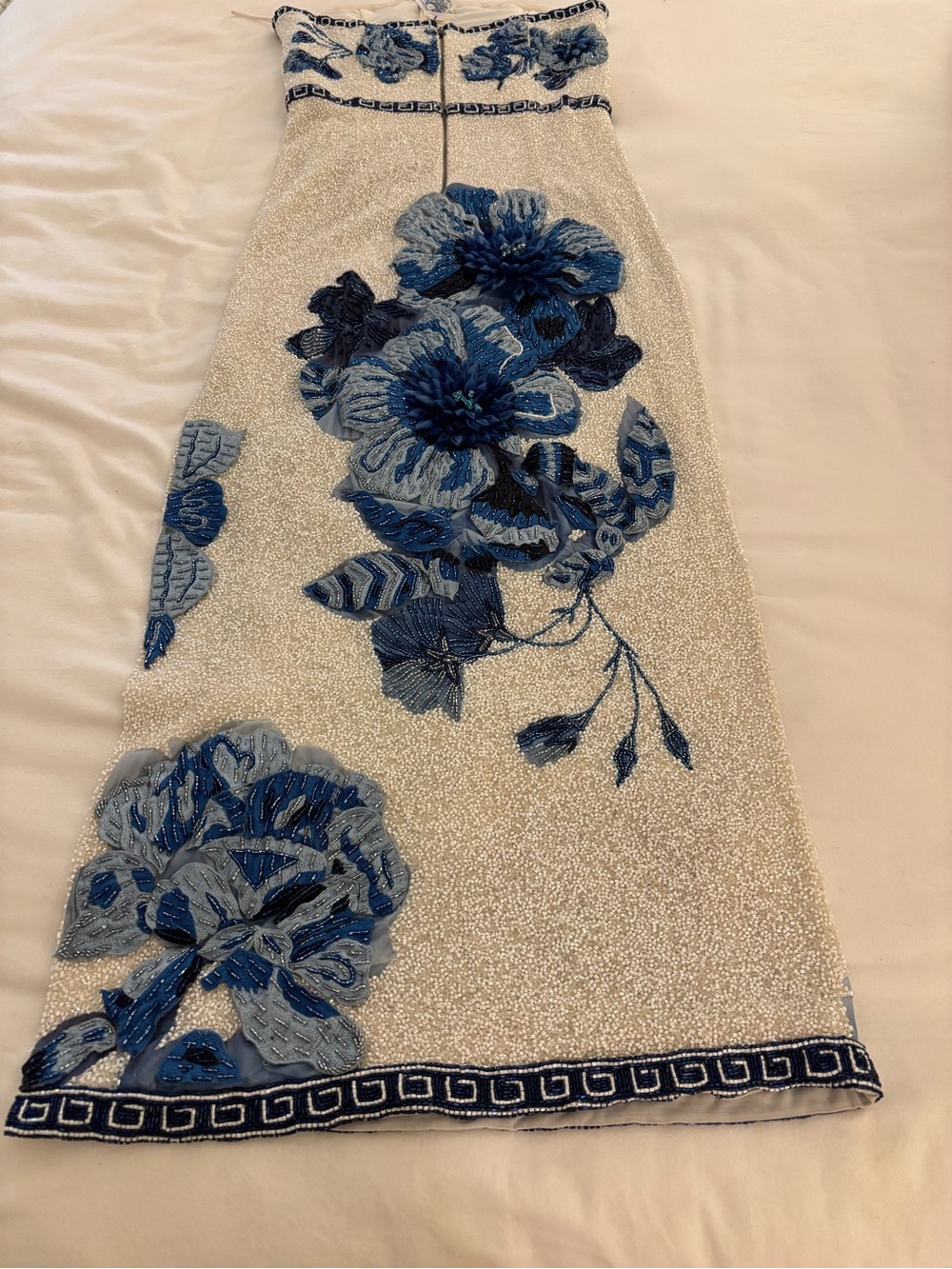 ✨ Alice + Olivia by Stacey Bendet "Affection" Beaded Floral Gown ✨ - Picture 14 of 16
